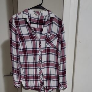Plaid Button-Up Shirt in Red and White